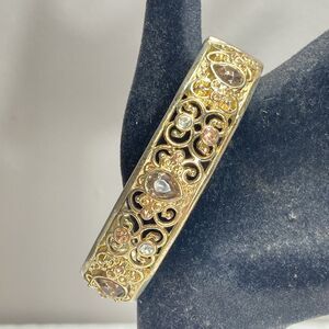 1/2” Filigree & Crystal Gems Spring Open Bangle Bracelet Goldtone 2.5”
